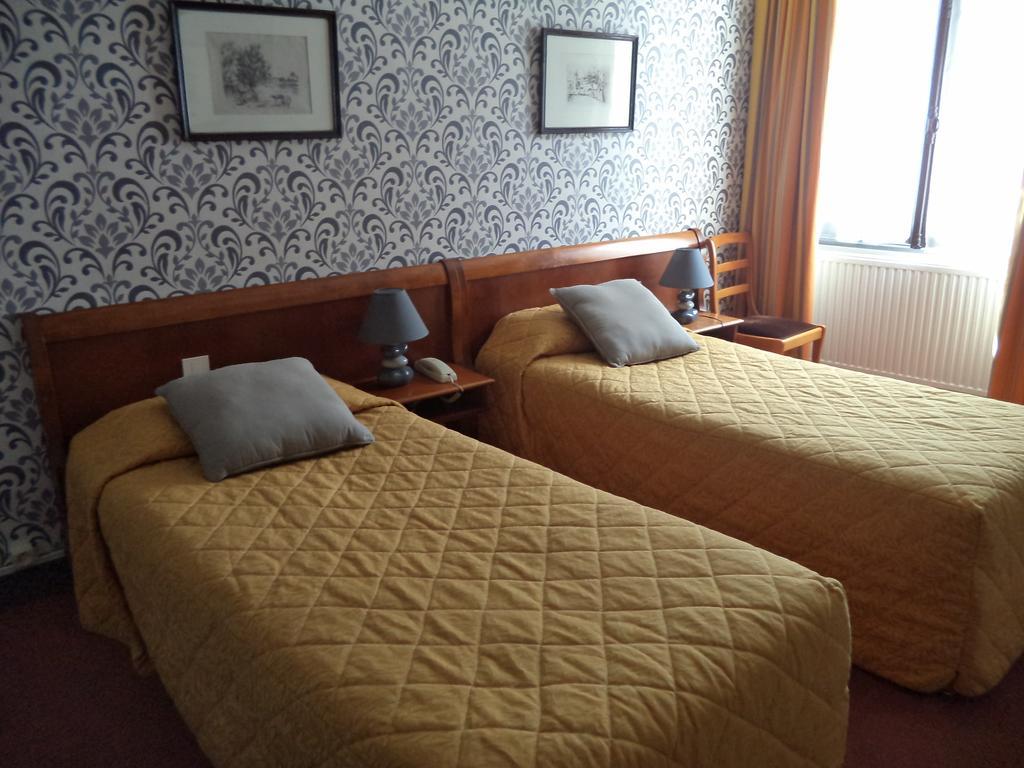 Cit'Hotel Avallon Vauban Oda fotoğraf