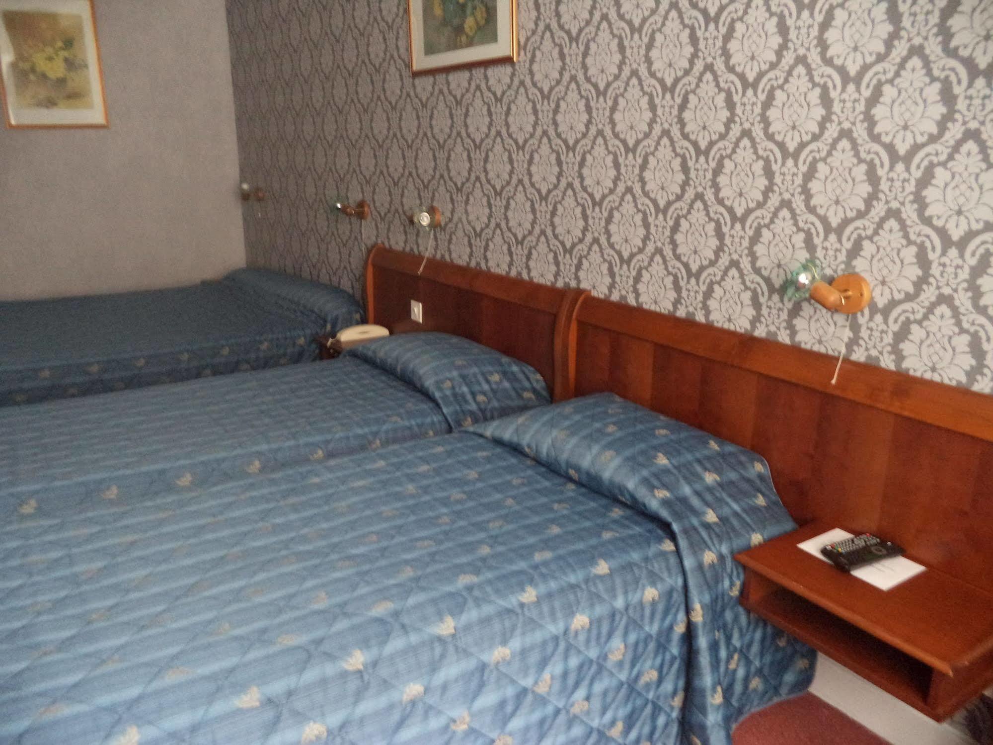 Cit'Hotel Avallon Vauban Dış mekan fotoğraf
